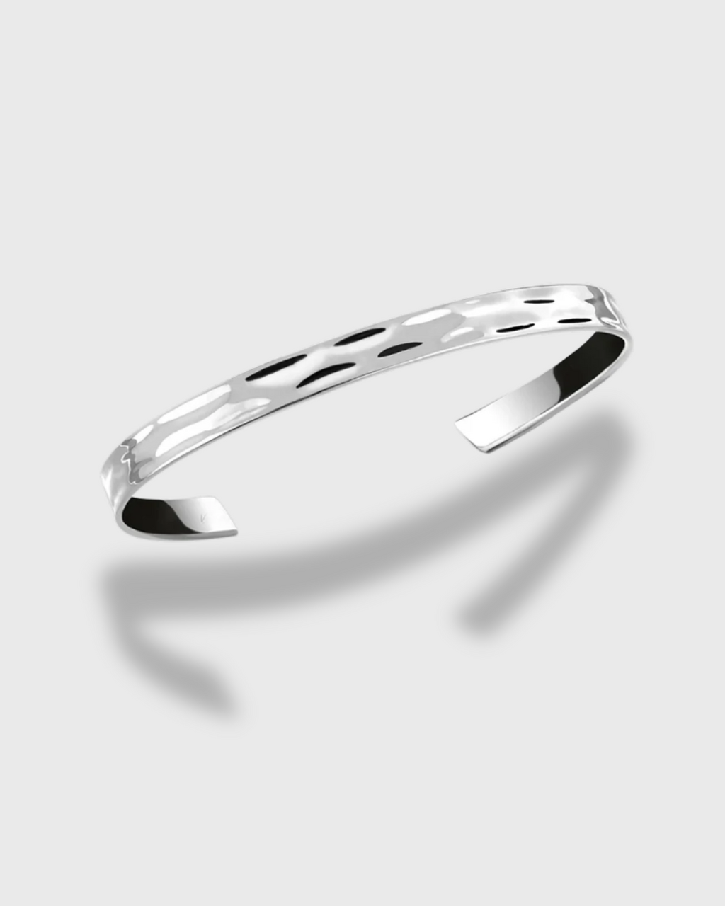 TEXTURED CUFF