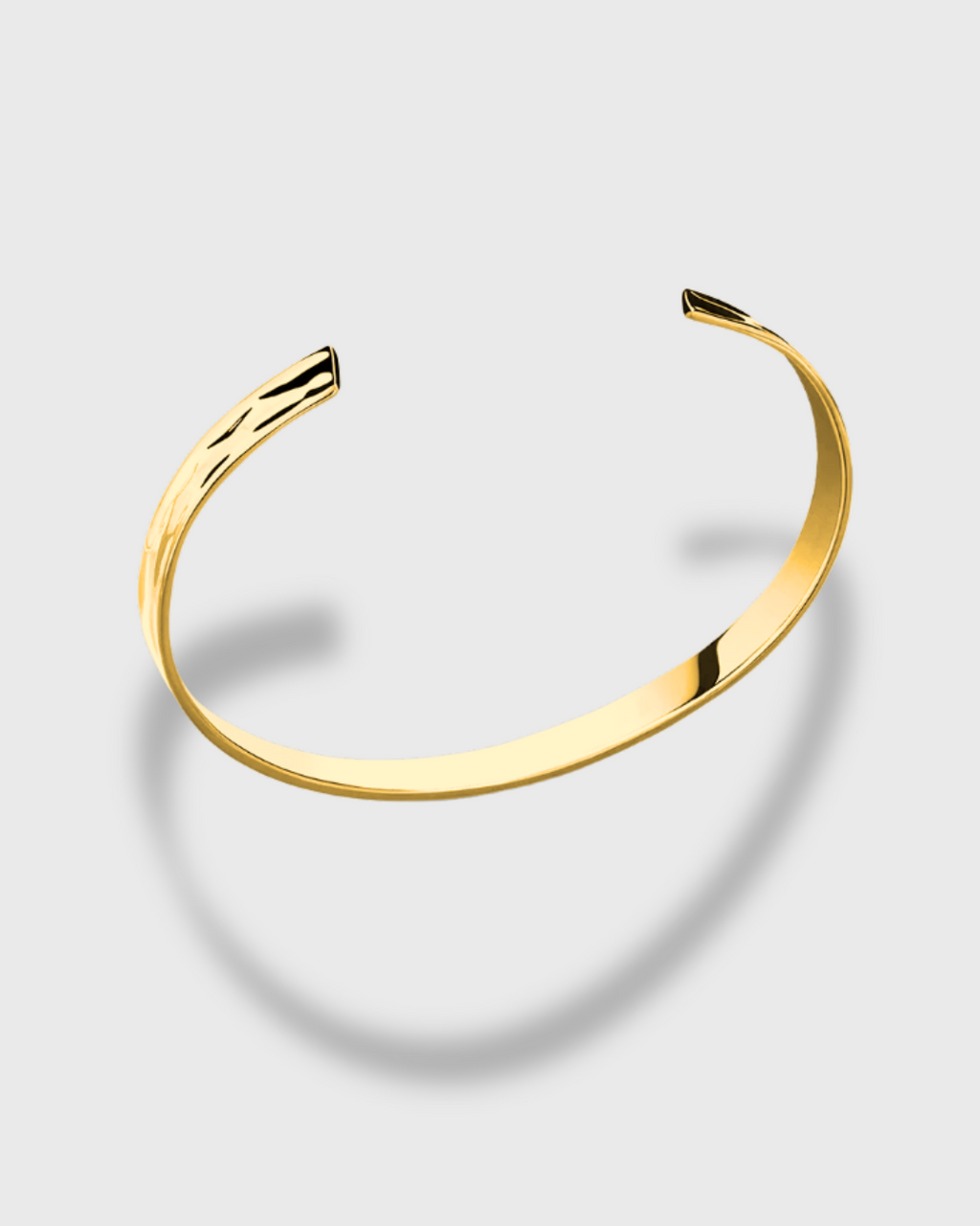 TEXTURED CUFF