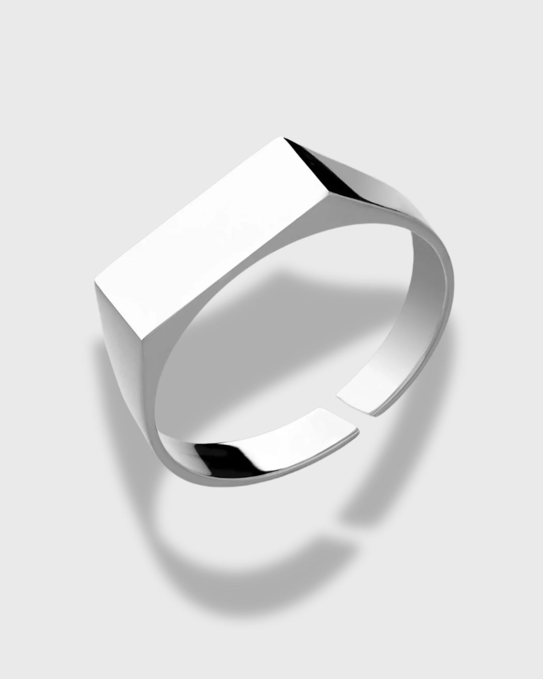SIGNET RING