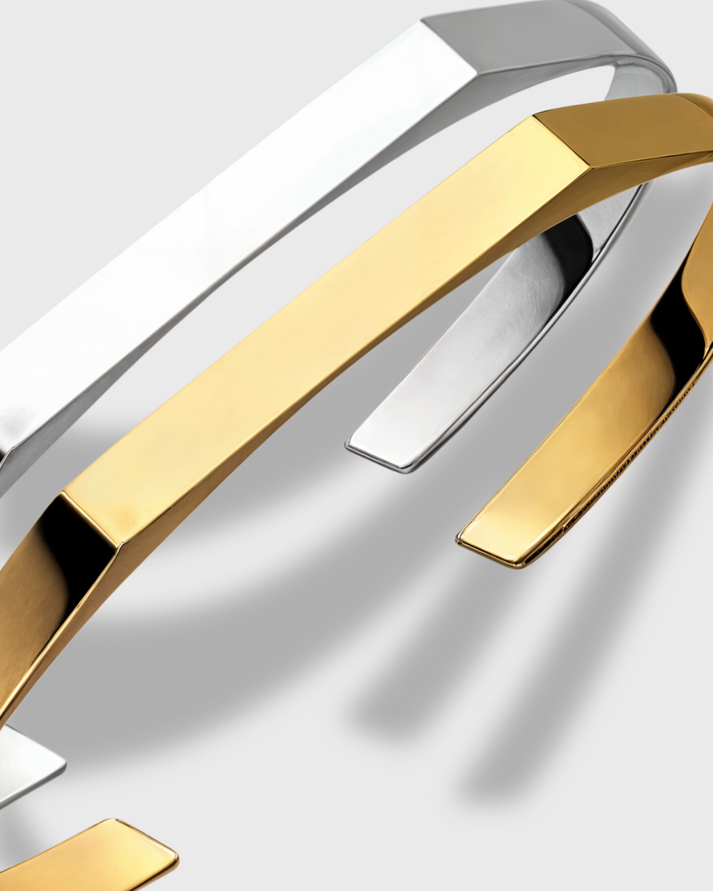 SIGNET CUFF