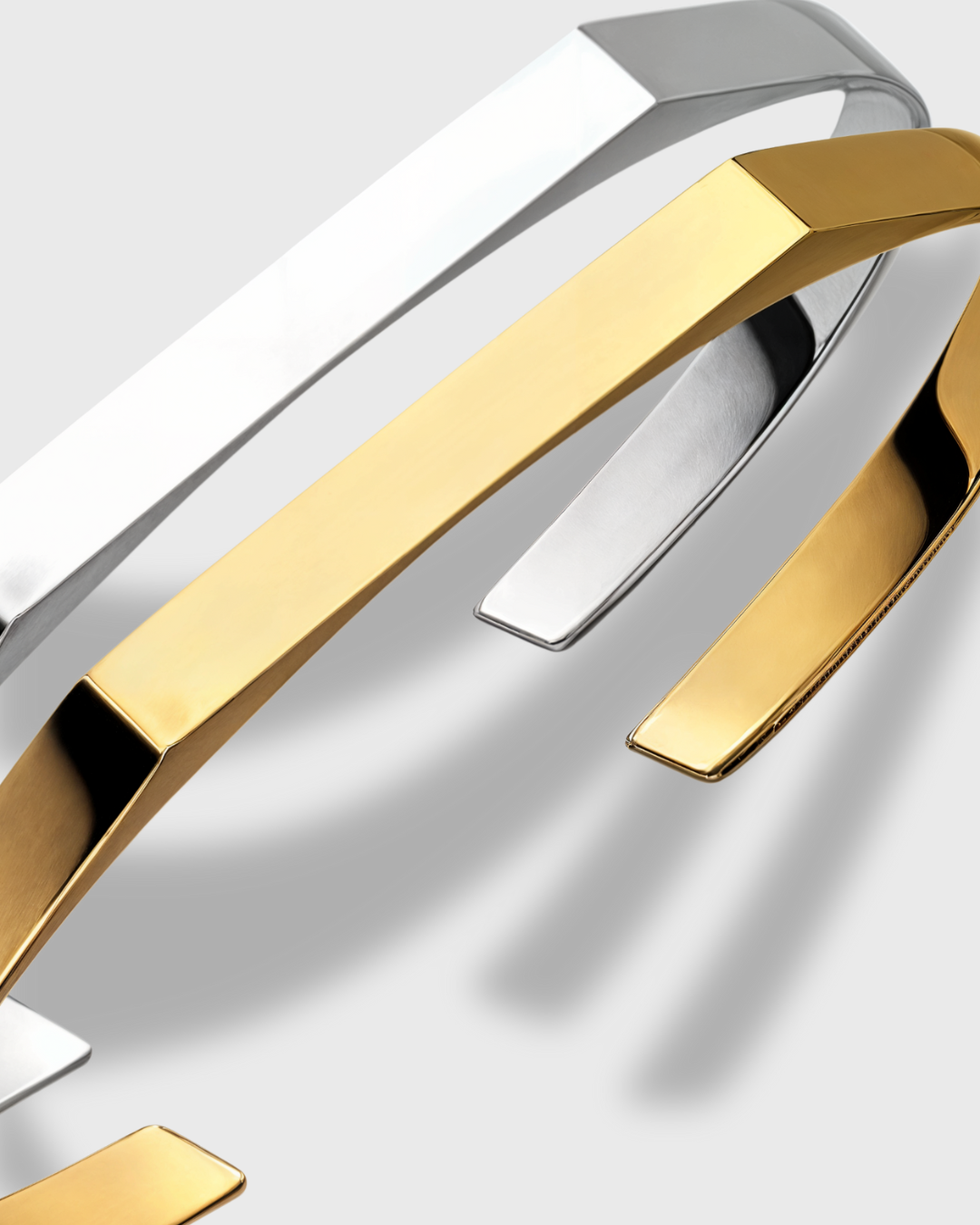 SIGNET CUFF