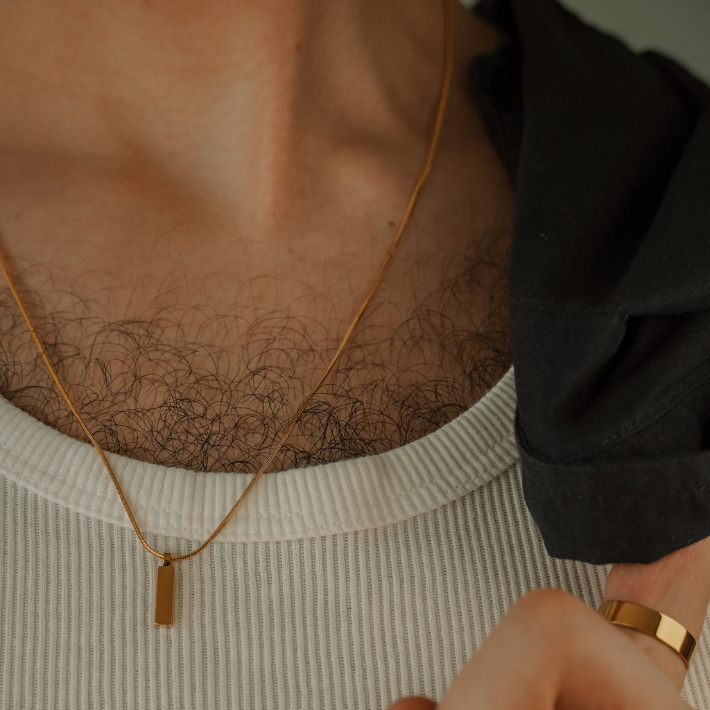 SQUARE CHAIN PENDANT